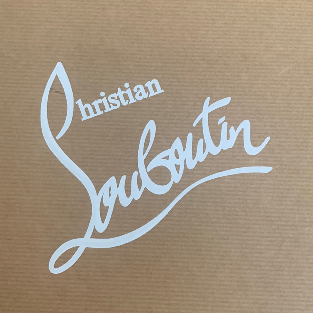 Louboutin private number 120 Liege embosse beige heels